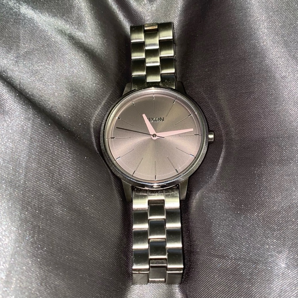 Nixon Watch The Kensington Movin Out